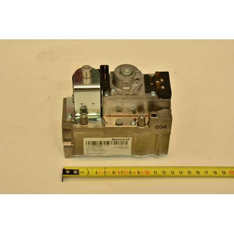 711552100 Клапан газовый honeywellvr4605c113,  Baxi