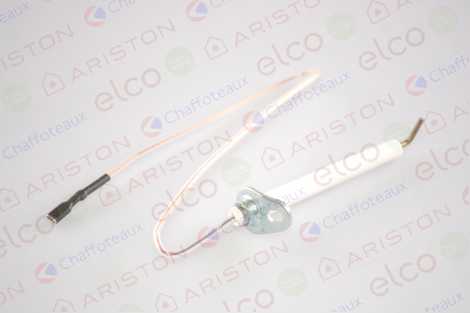 65100250 Электрод зажигания левый,  Ariston