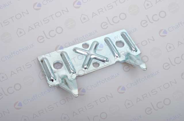 570341 КРОНШТЕЙН,  Ariston