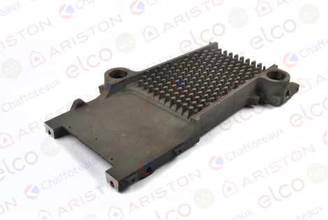 65102604 СЕКЦИЯ ТЕПЛООБМЕННИКА ПРАВАЯ,  Ariston