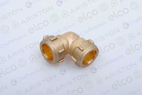 65110280 УГЛОВОЕ СОЕДИНЕНИЕ 22 X 22,  Ariston