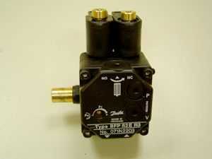 97955625 Жидкотопливный насос BFP 52E R3 + трубка,  De Dietrich